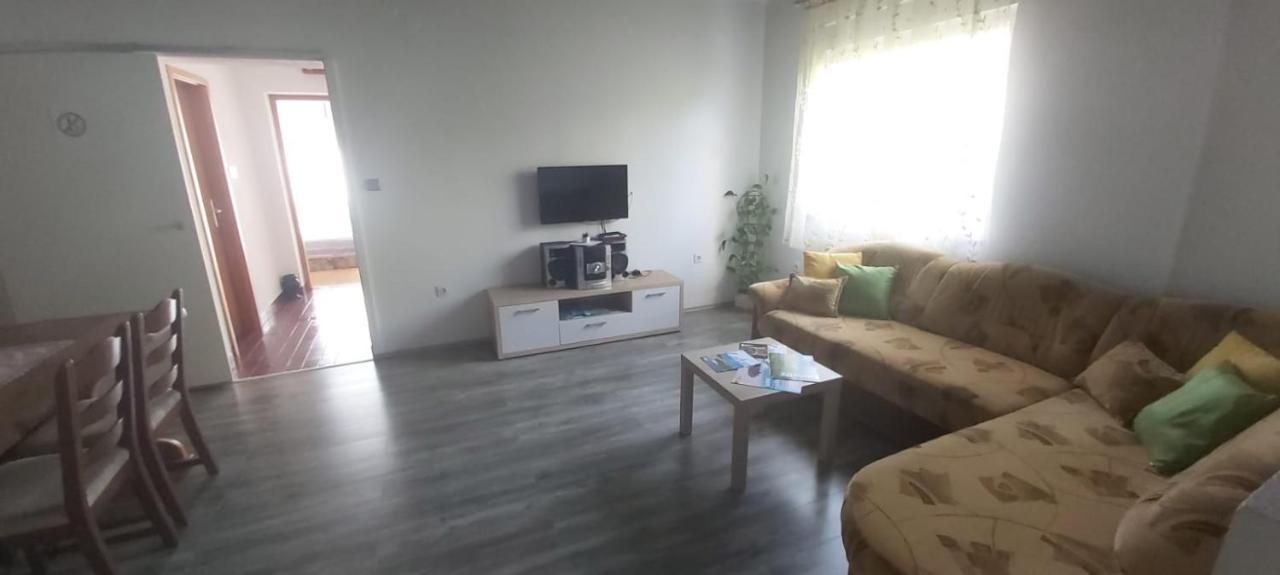 Apartman J&M Zadar Bagian luar foto